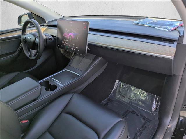 Used 2024 Tesla Model Y Long Range AWD/4WD image 22