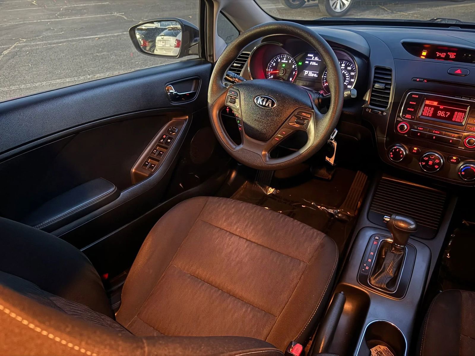 Used 2016 Kia Forte LX FWD image 23