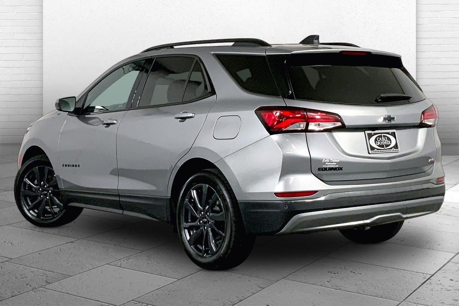 Used 2023 Chevrolet Equinox RS FWD image 11