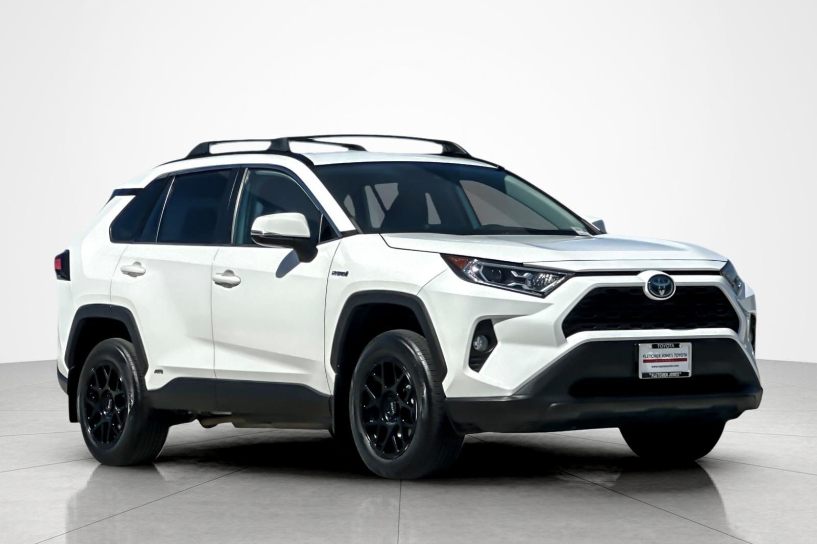 Used 2021 Toyota RAV4 XLE w/ XLE Grade Weather Package AWD/4WD image 7