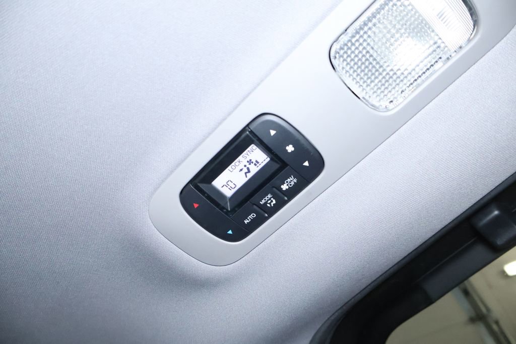 Used 2019 Honda Odyssey EX-L image 16