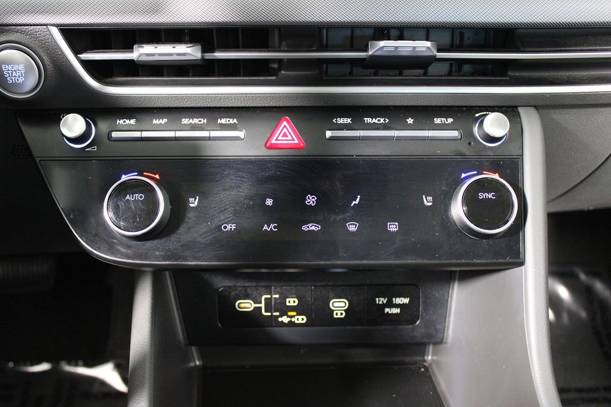 Used 2025 Hyundai Sonata SEL FWD image 11