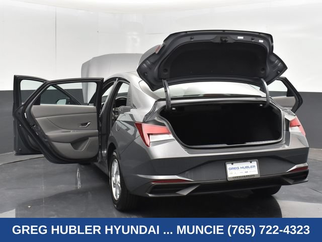 Used 2023 Hyundai Elantra SE FWD image 41