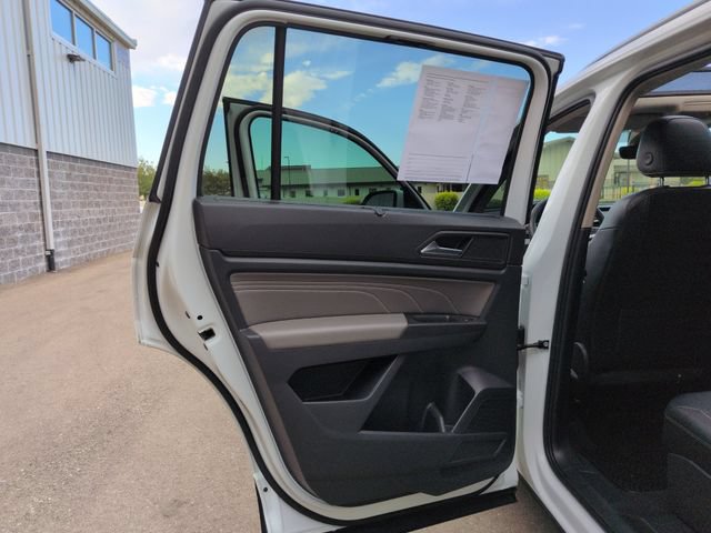 Used 2022 Volkswagen Atlas SEL AWD/4WD image 25