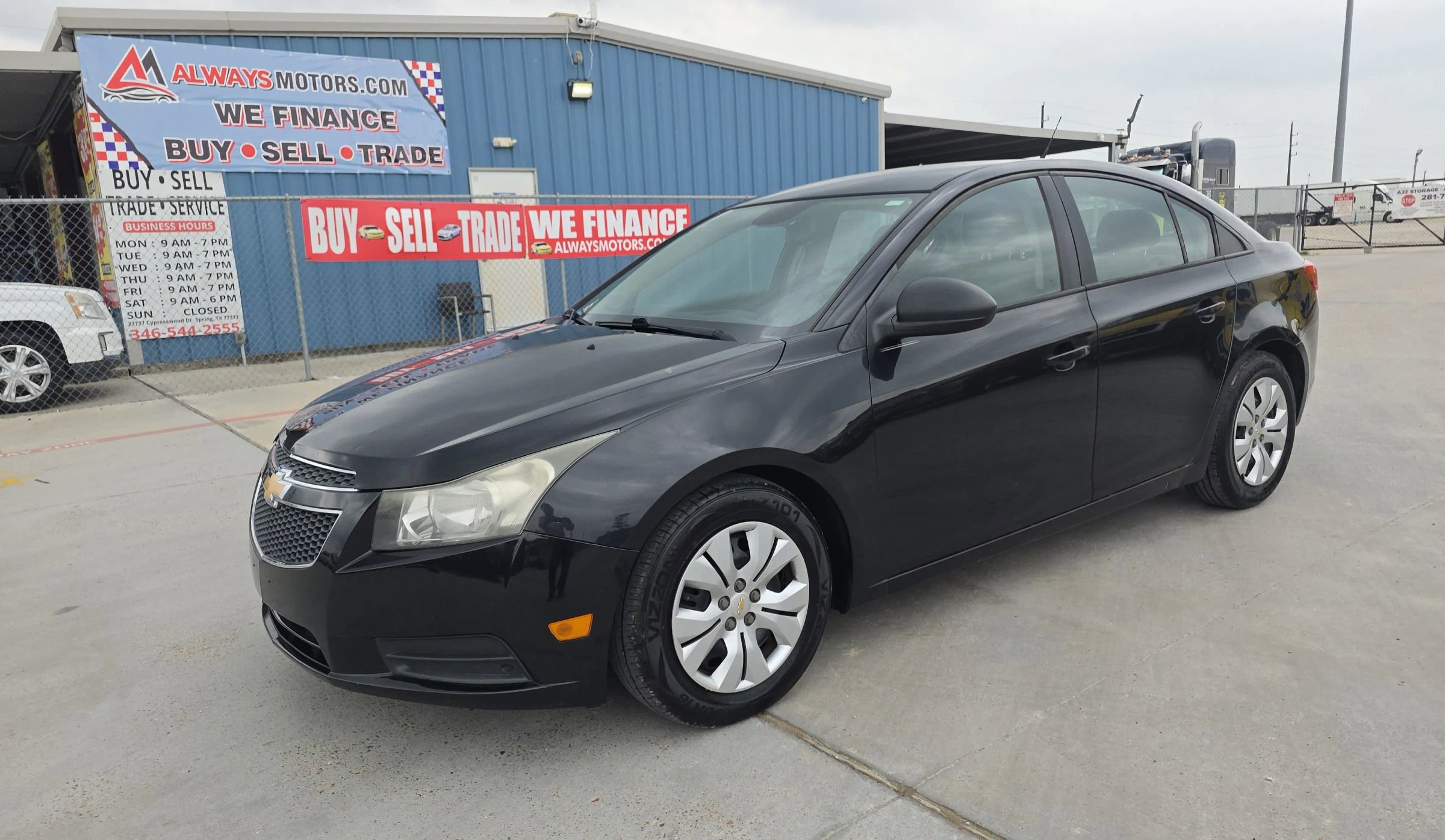 Used 2013 Chevrolet Cruze LS FWD image 2