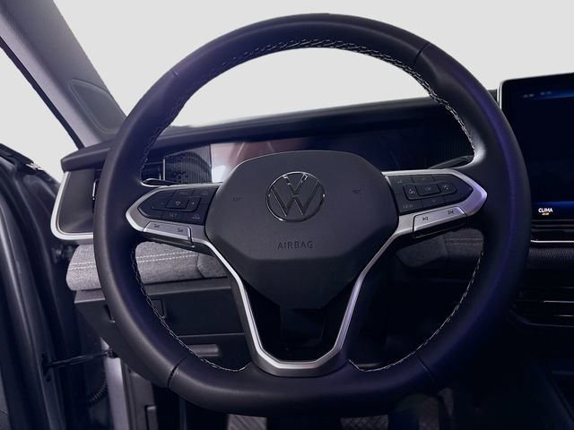 New 2025 Volkswagen Tiguan S image 12