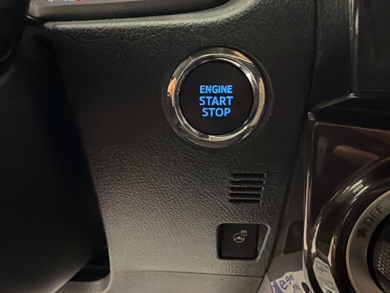 Used 2024 Toyota 4Runner TRD Off-Road Premium w/ Off Road Premium Plus Package AWD/4WD image 26