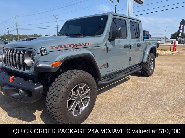 Used 2025 Jeep Gladiator Mojave AWD/4WD image 1