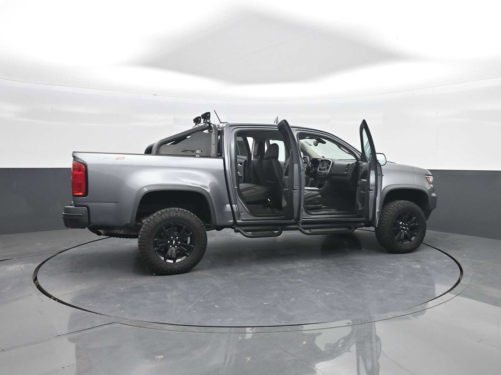 Used 2021 Chevrolet Colorado ZR2 w/ ZR2 Dusk Special Edition AWD/4WD image 44