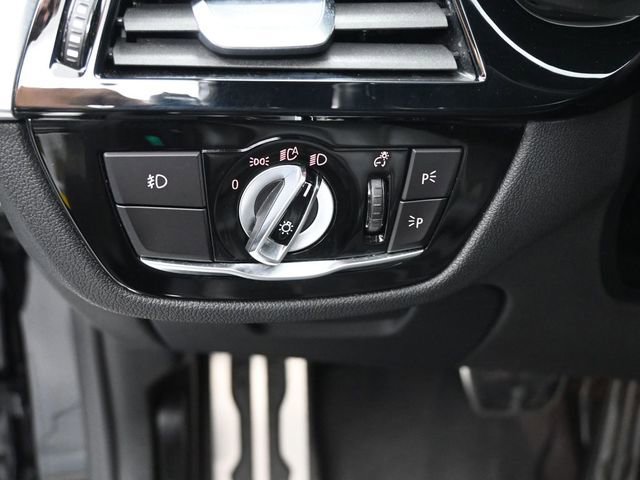 Used 2018 BMW 540i image 21