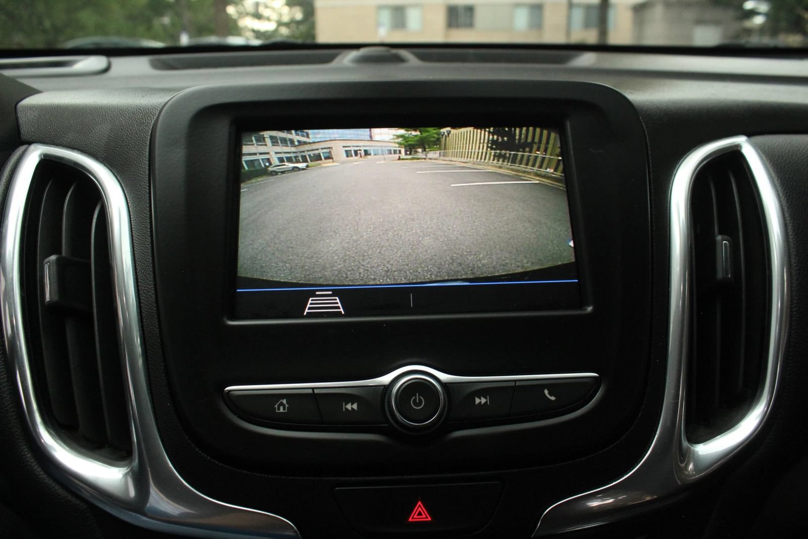 Used 2020 Chevrolet Equinox LT w/ LPO, Floor Liner Package AWD/4WD image 33