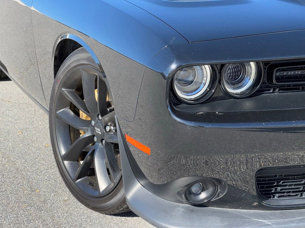 Used 2019 Dodge Challenger R/T Scat Pack w/ Stars & Stripes Edition image 38