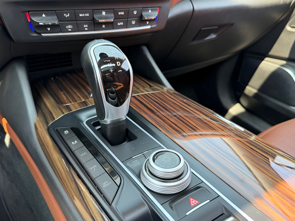 Used 2017 Maserati Levante S AWD/4WD image 54