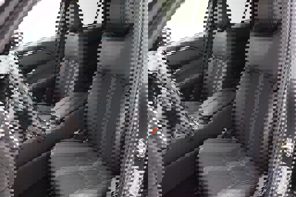 Used 2025 MAZDA CX-50 AWD 2.5 S w/ Select Package image 15