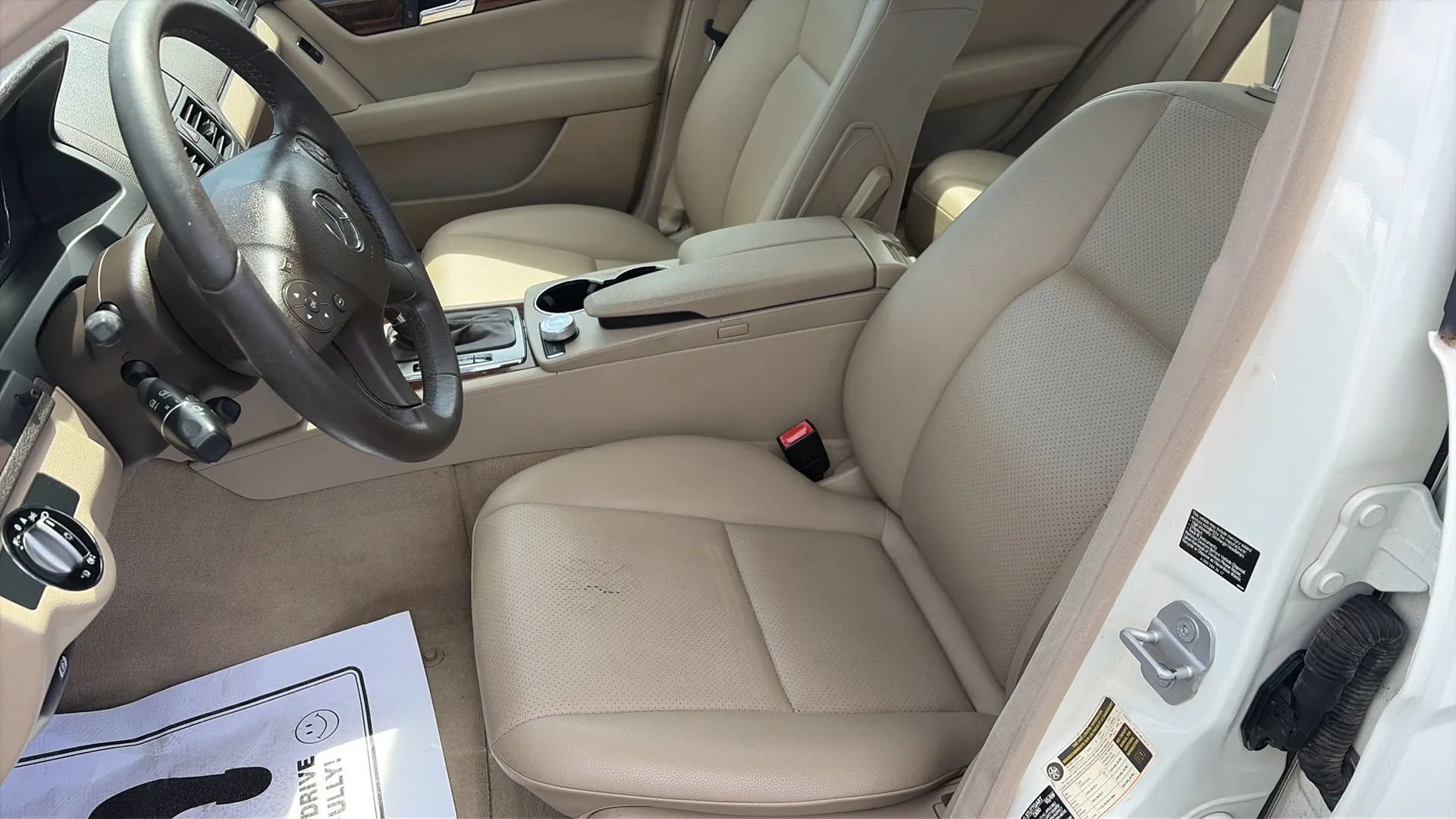 Used 2010 Mercedes-Benz C 300 4MATIC Sedan image 9
