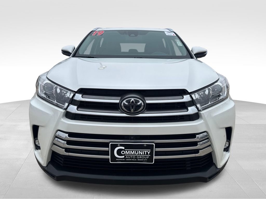 Used 2019 Toyota Highlander Limited Platinum image 8