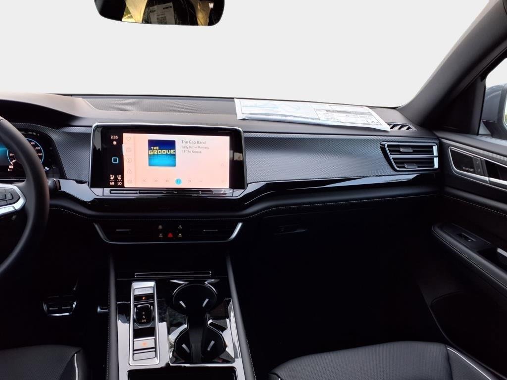 New 2025 Volkswagen Atlas Cross Sport SEL Premium R-Line image 15