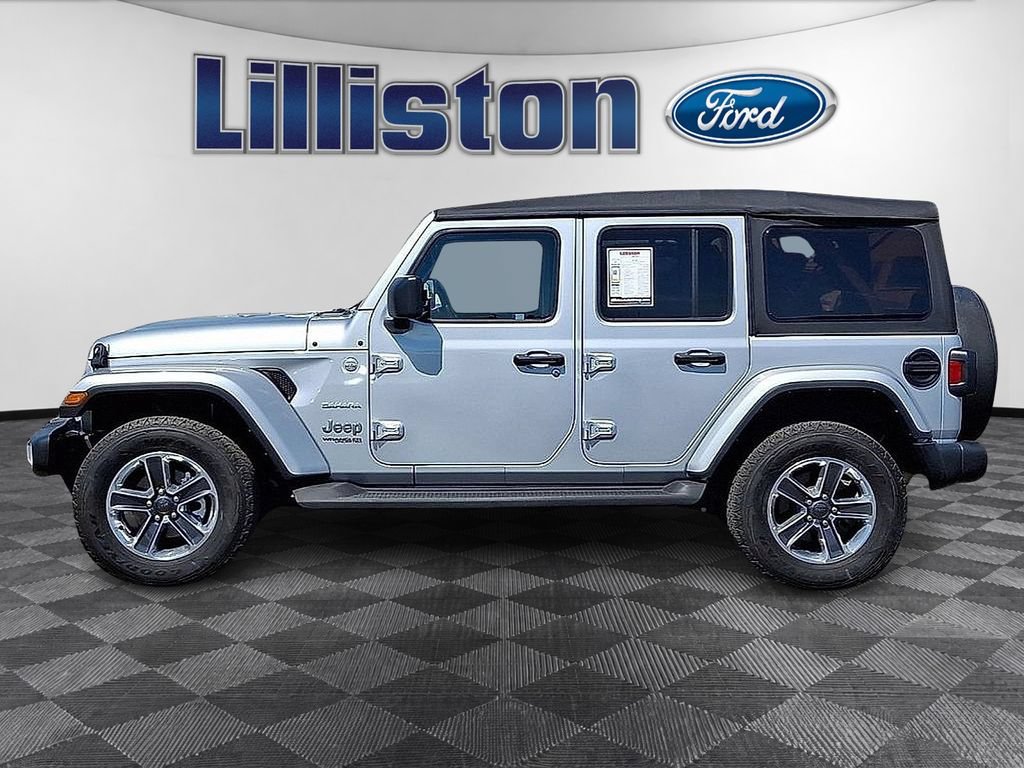 Used 2022 Jeep Wrangler Unlimited Sahara w/ Cold Weather Group AWD/4WD image 8