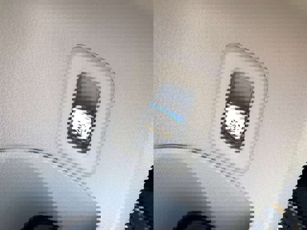 Used 2021 Mercedes-Benz C 300 4MATIC Sedan w/ Premium Package image 14