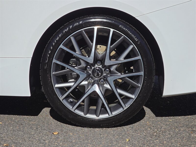 Used 2016 Lexus RC 200t RWD image 36