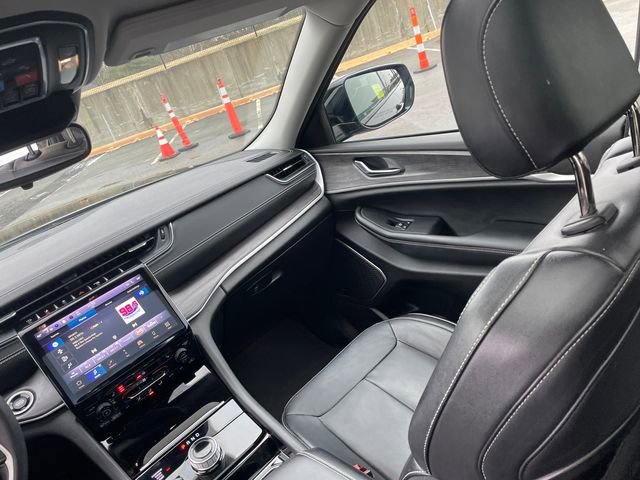 Used 2022 Jeep Grand Cherokee L Limited image 26