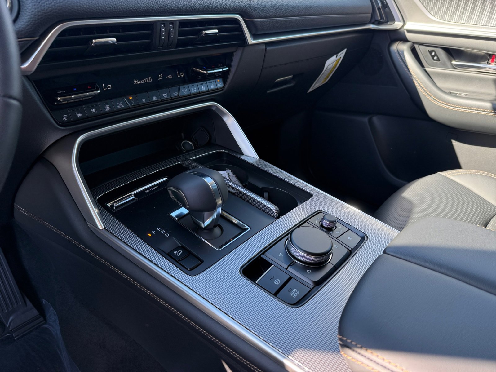 New 2026 MAZDA CX-90 3.3 Turbo w/ Preferred Package AWD/4WD image 13