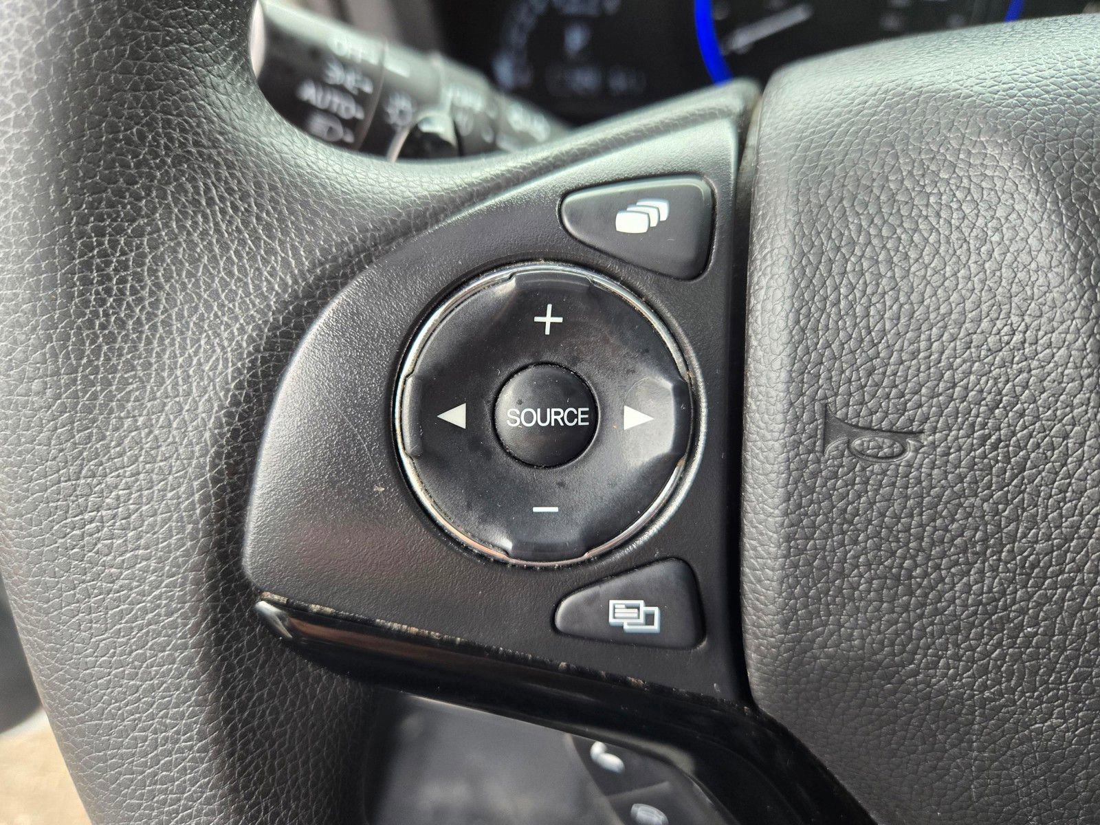 Used 2021 Honda HR-V EX image 15