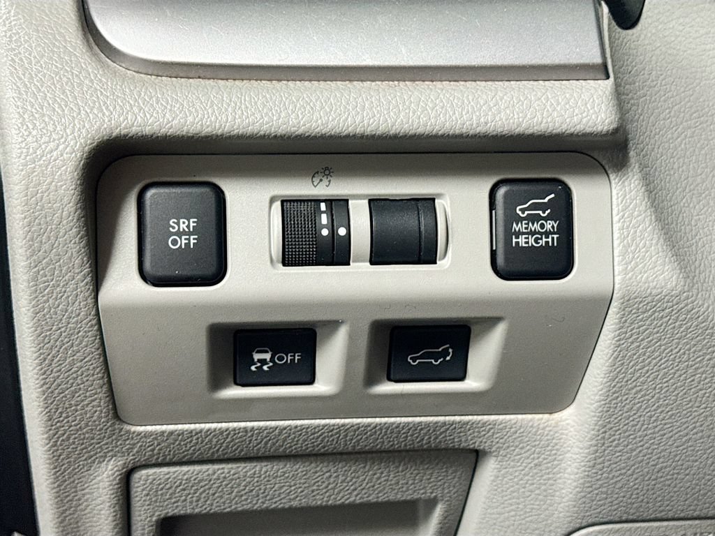 Used 2016 Subaru Forester 2.5i Touring w/ Eyesight & Navigation System AWD/4WD image 6
