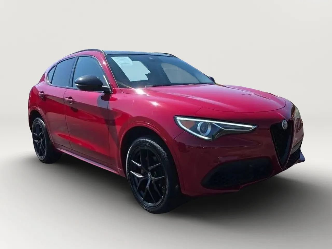 Used 2020 Alfa Romeo Stelvio Sport w/ Quick Order Package 22K Sport RWD image 2