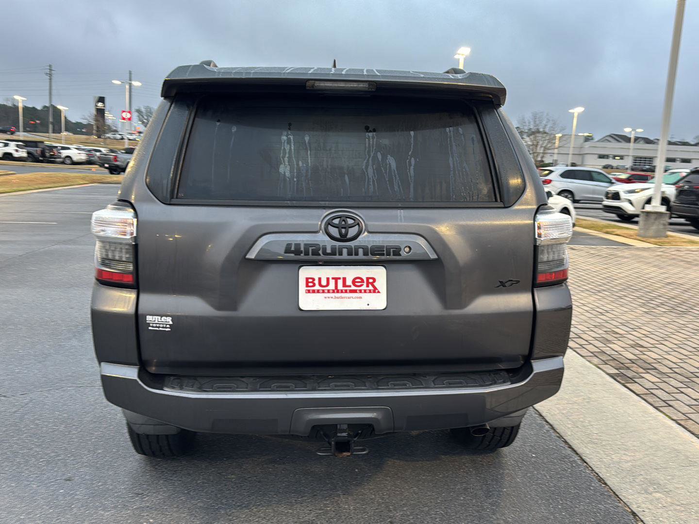 Used 2017 Toyota 4Runner SR5 image 4