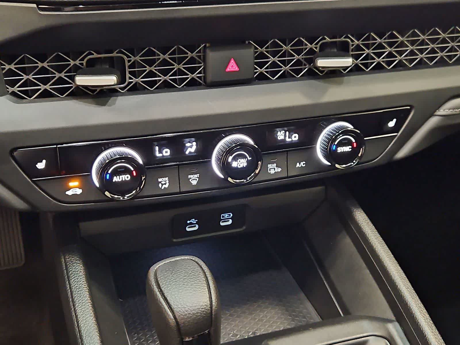 Certified 2025 Honda Accord SE image 30