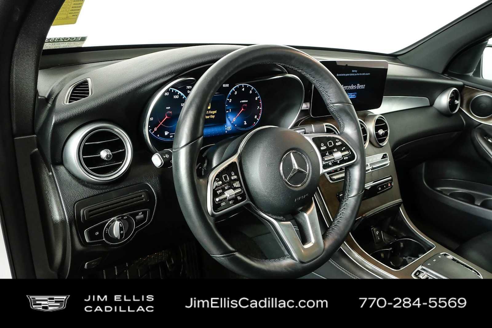 Used 2021 Mercedes-Benz GLC 300 4MATIC w/ Multimedia Package image 6