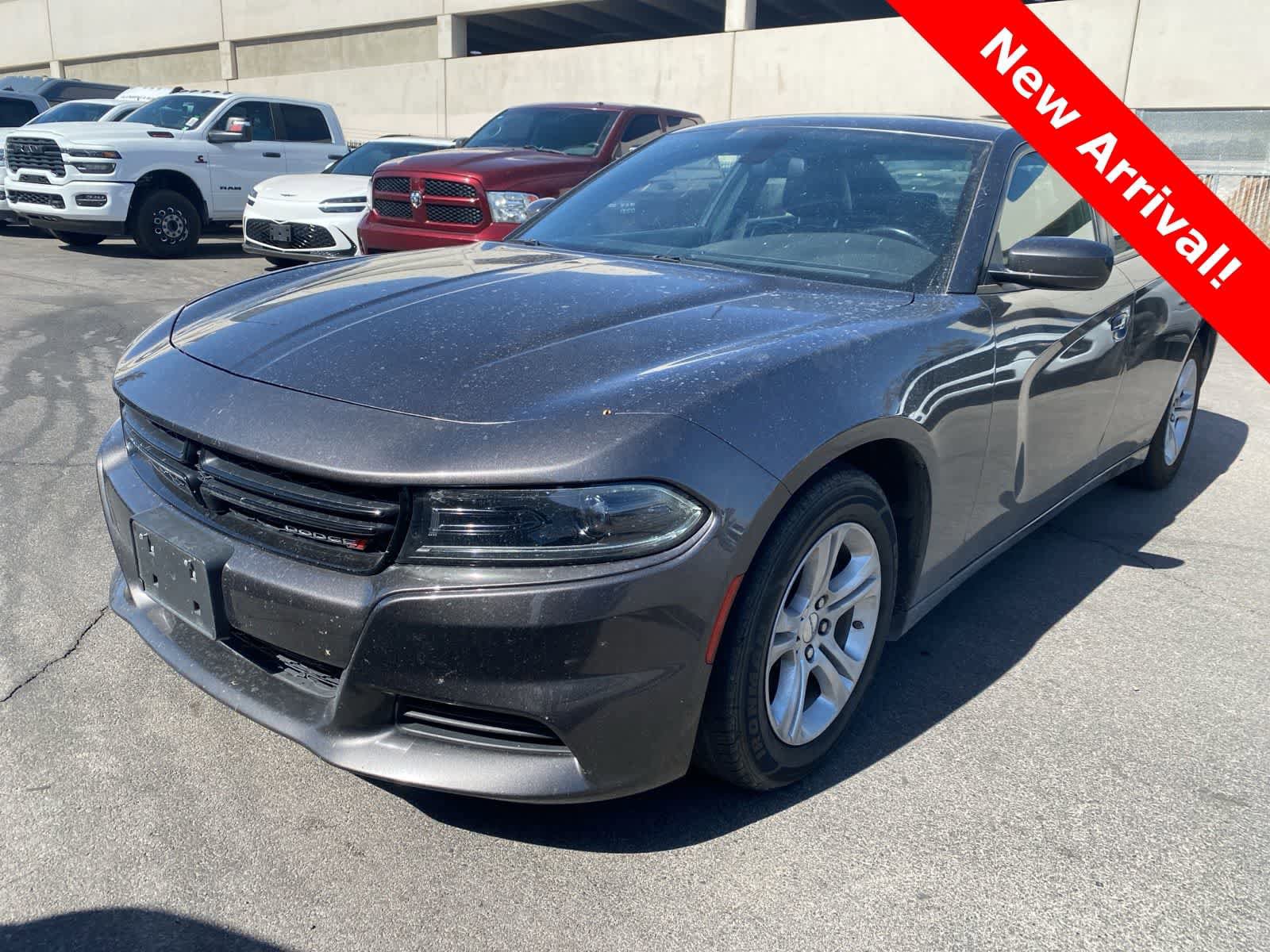 Certified 2022 Dodge Charger SXT w/ Leather Interior Group