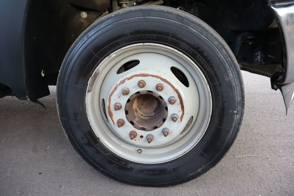 Used 2013 Ford F550 2WD Regular Cab Super Duty w/ Payload Upgrade Pkg image 33