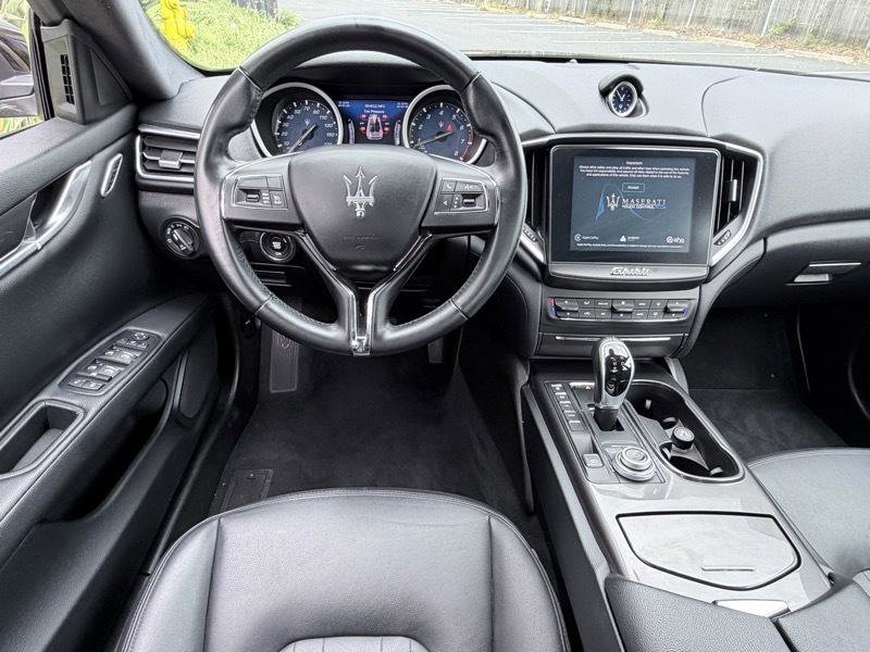 Used 2018 Maserati Ghibli image 10