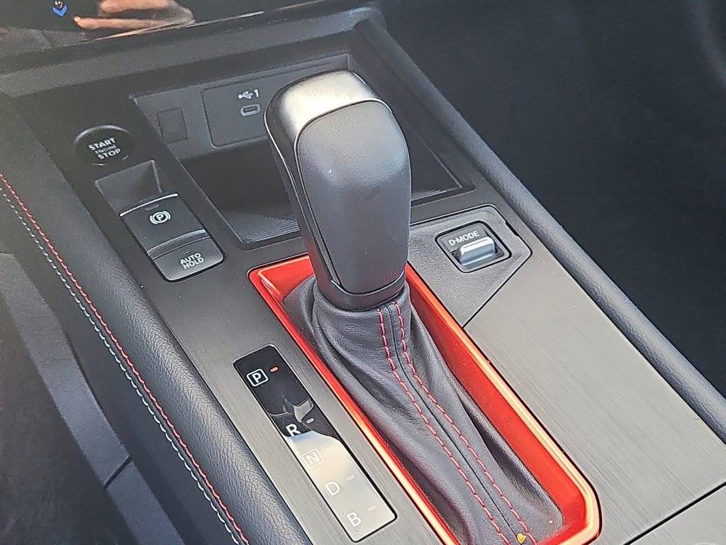 New 2026 Nissan Kicks SR image 14