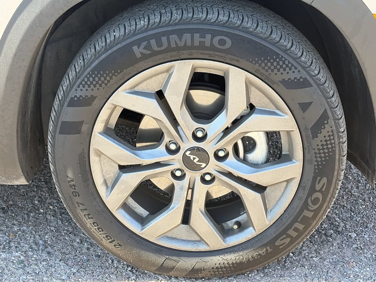 Certified 2026 Kia Seltos LX FWD image 9