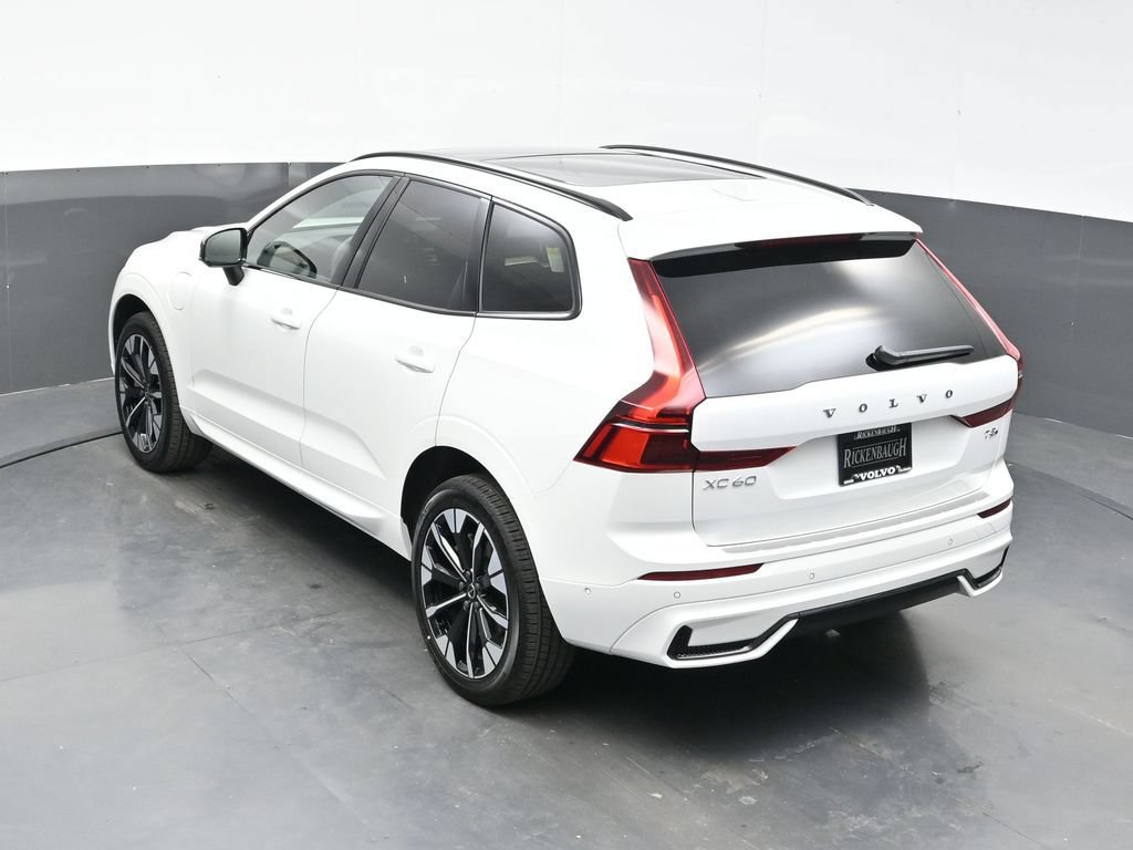 New 2026 Volvo XC60 T8 Plus w/ Climate Package PRO AWD/4WD image 34