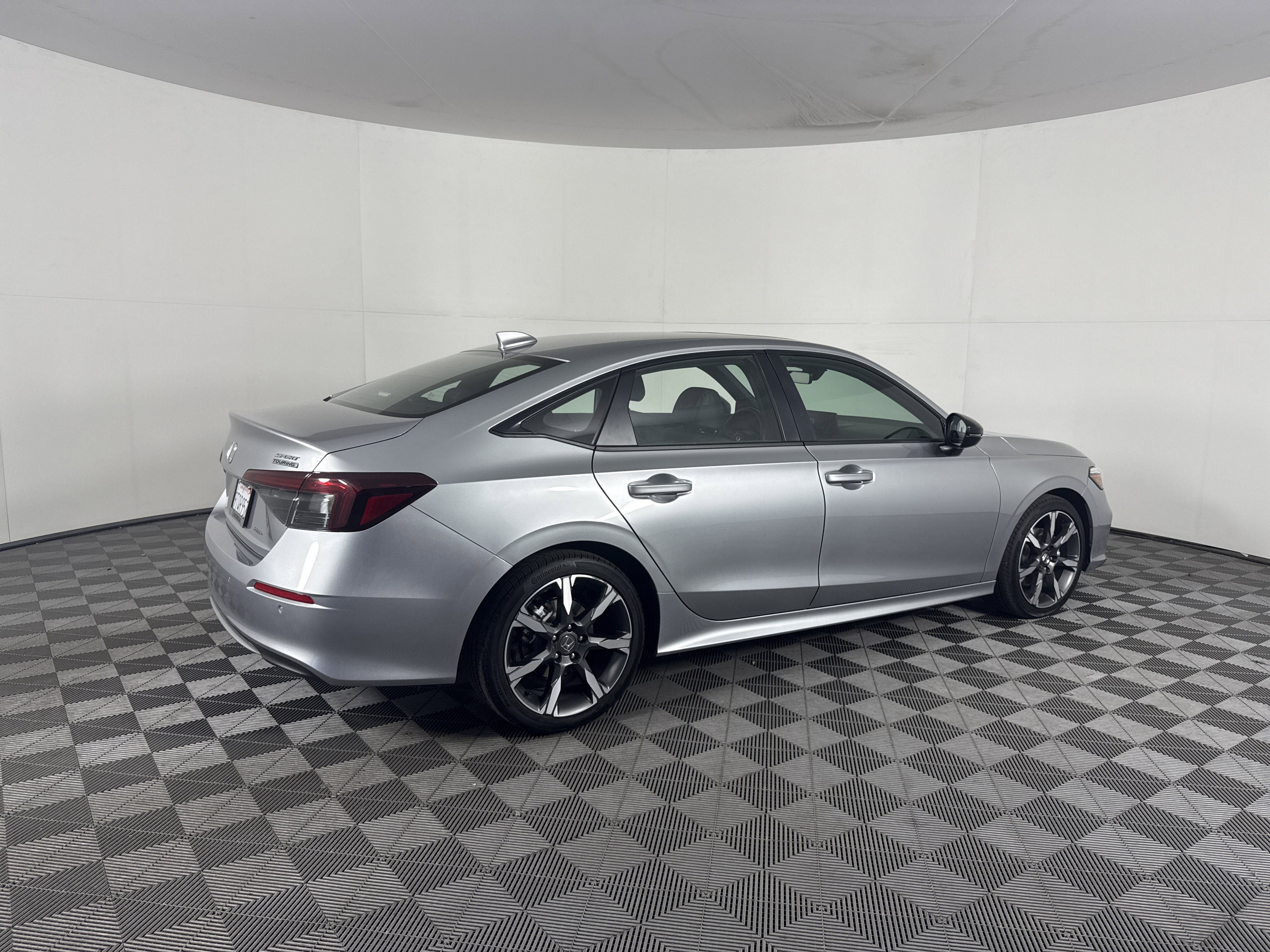 Certified 2025 Honda Civic Sport Touring image 4