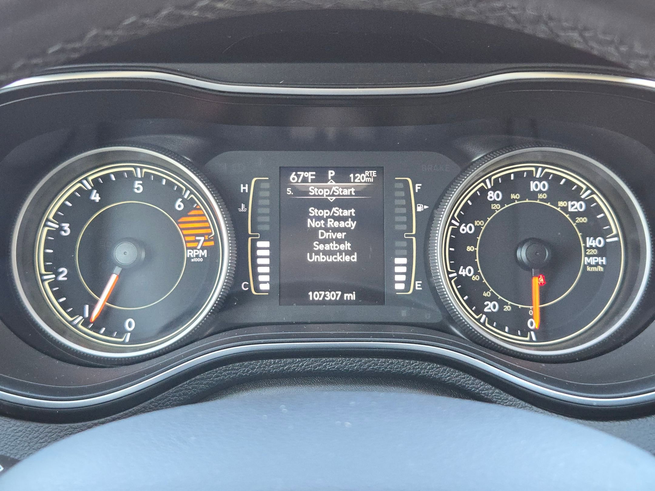 Used 2019 Jeep Cherokee Latitude Plus FWD image 23