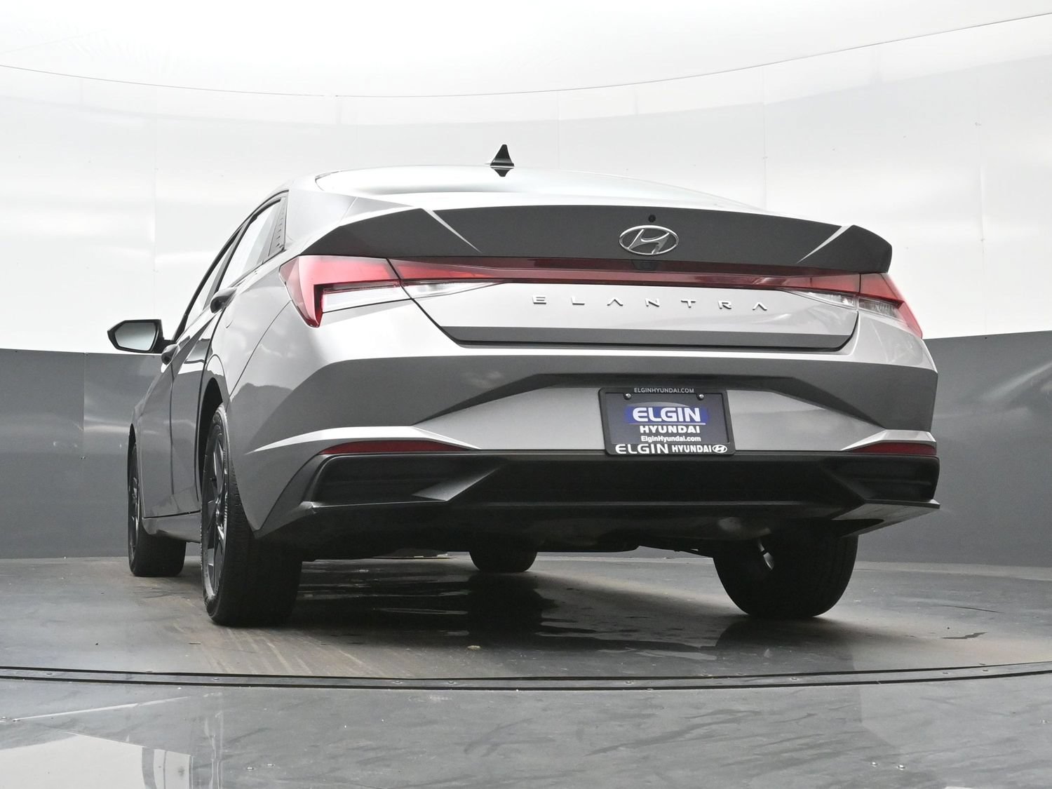 Certified 2023 Hyundai Elantra SEL FWD image 28