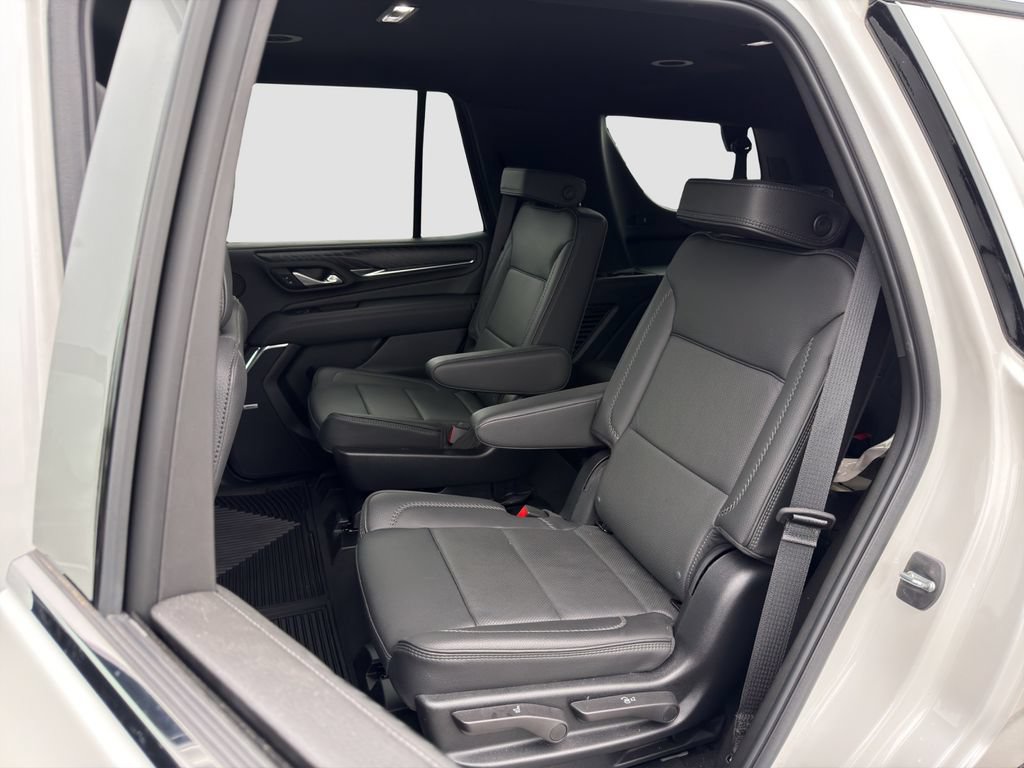 Used 2024 GMC Yukon Denali AWD/4WD image 13