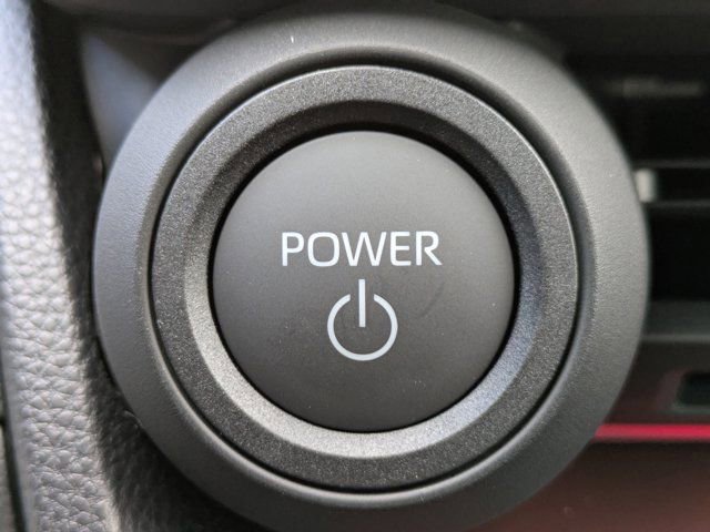 New 2025 Toyota Prius Plug-In Hybrid FWD image 33