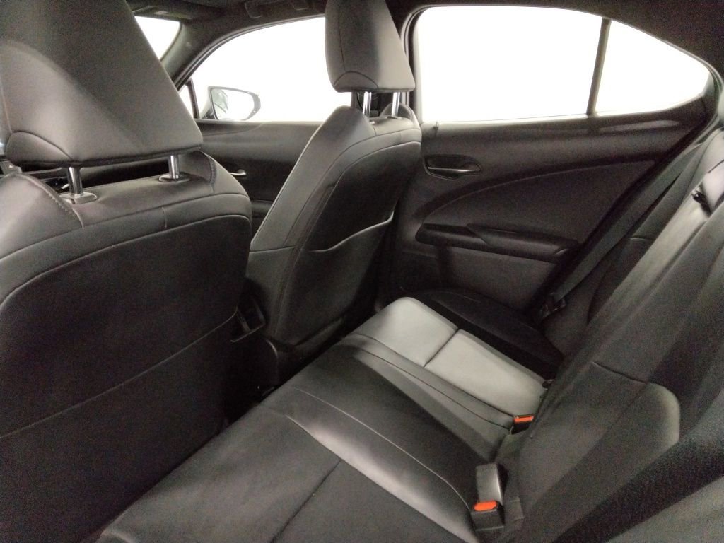 Used 2021 Lexus UX 250h w/ Premium Package image 37