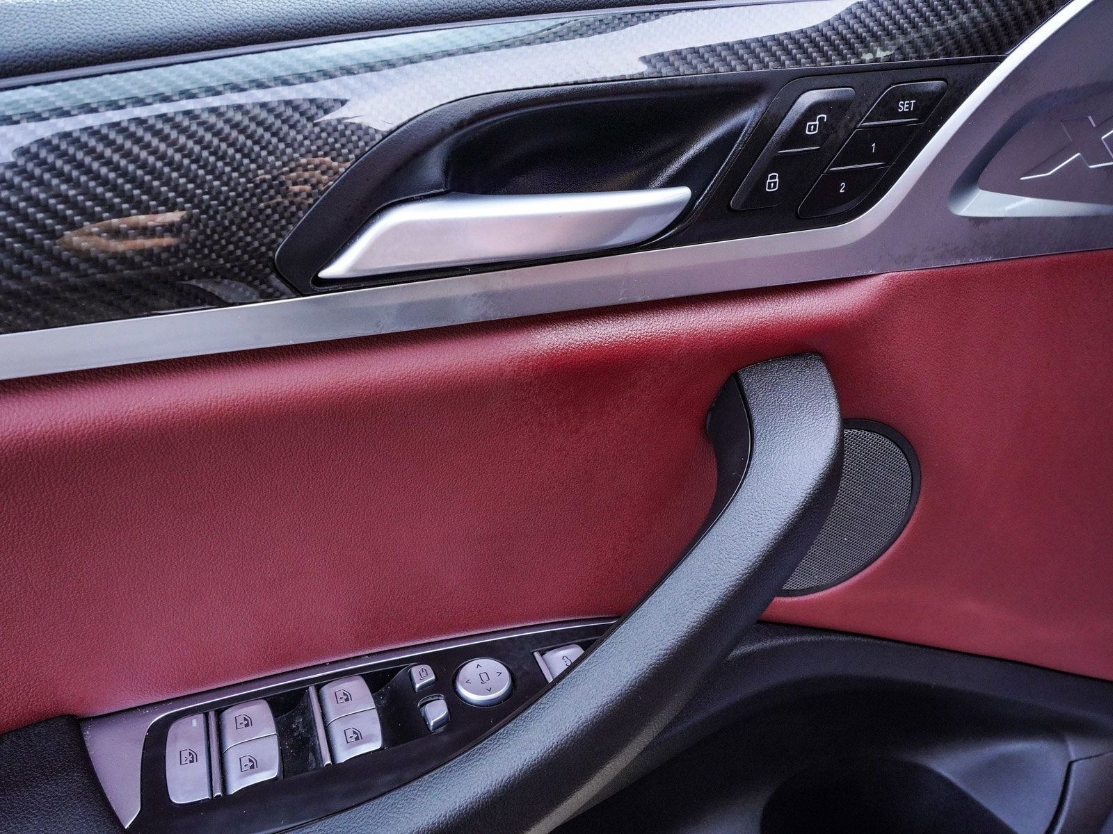 Used 2024 BMW X4 M40i image 12