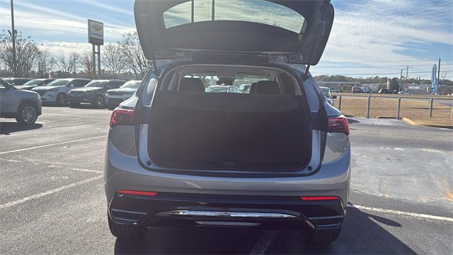 Certified 2025 Buick Envision Sport Touring image 9