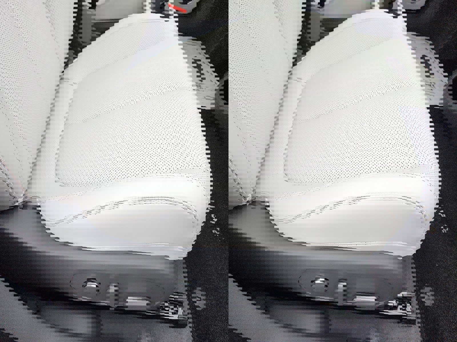 Used 2022 Hyundai Ioniq 5 Limited image 32