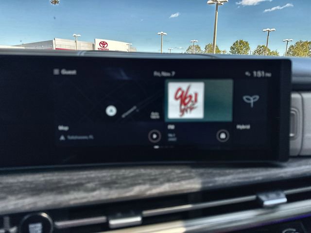 Used 2025 Hyundai Santa Fe Calligraphy image 25