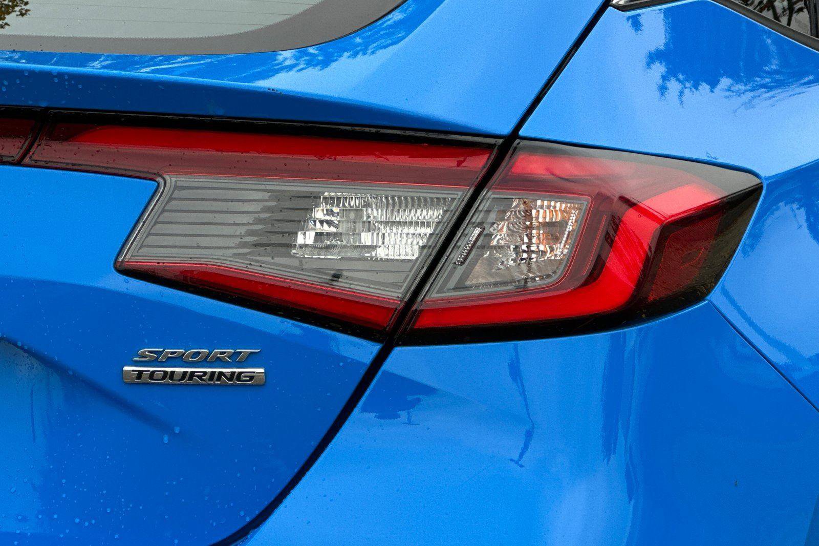 Used 2023 Honda Civic Sport image 28