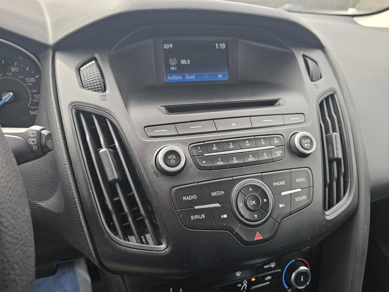 Used 2016 Ford Focus SE image 11